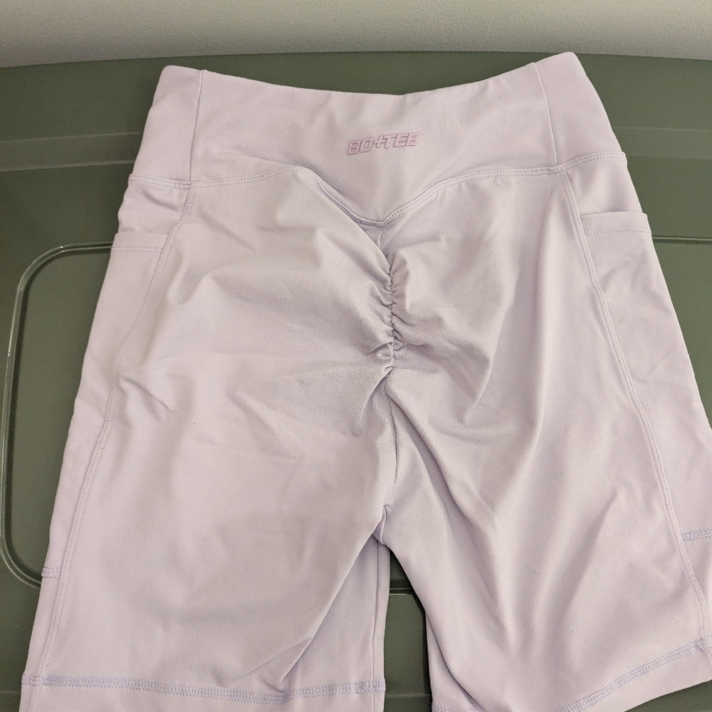 Bo+ Tee - Women's Lilac Bike Shorts